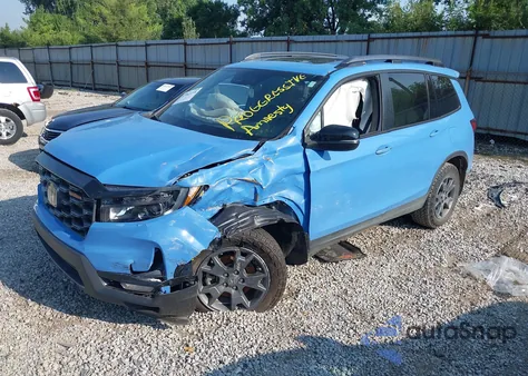 2025 Honda Passport Awd Trailsport z USA, uszkodzony, nr VIN 5FNYF8H64SB002010